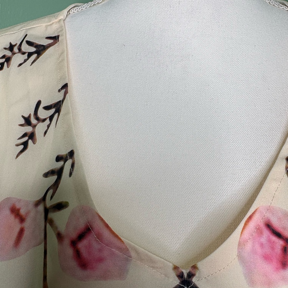 Floral Embroidered Cream Dress small boho resort vacation spring summer - Picture 3 of 6